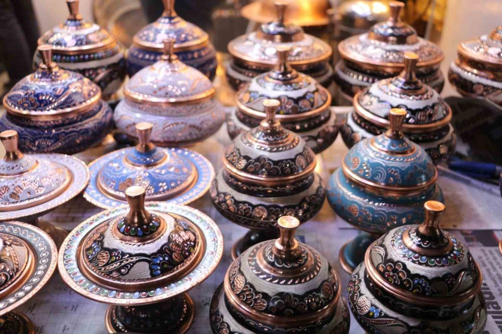 Urfa’da kalay ustası 75 yıldır mesleğini aşkla sürdürüyor