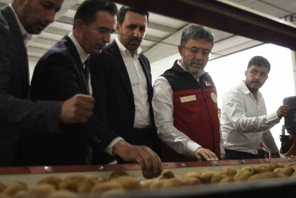 Tarım ve Orman Bakanı Yumaklı: Geçen yıl 32,6 milyar dolar tarım ihracatı gerçekleştirdik