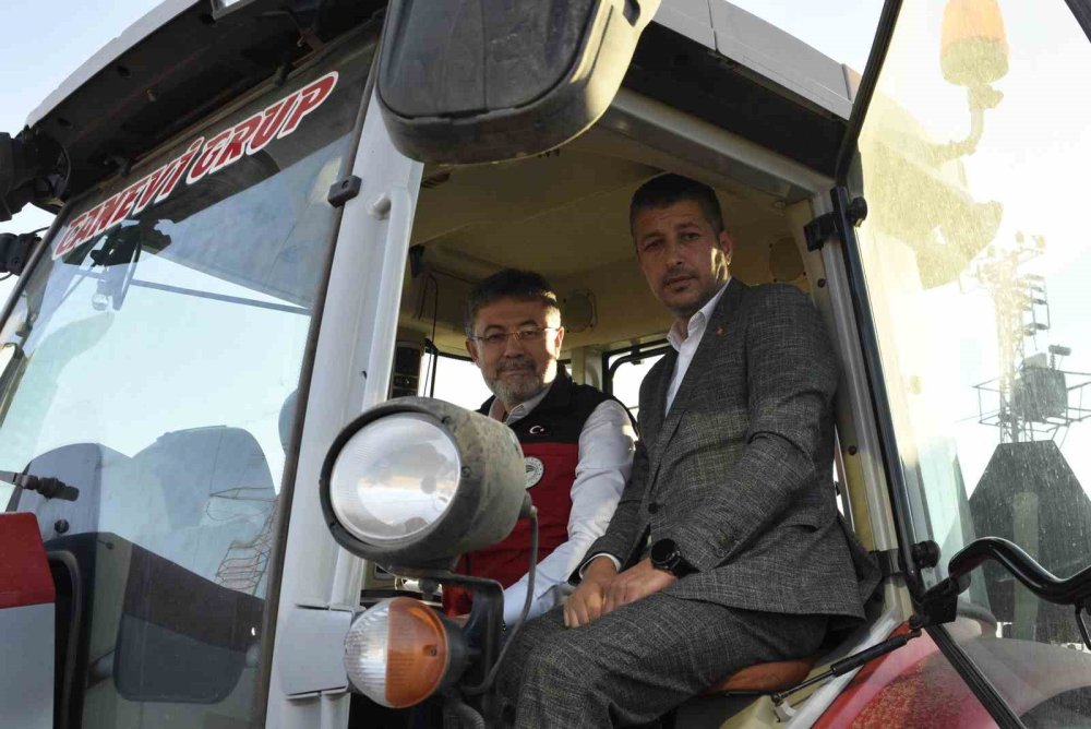 Tarım ve Orman Bakanı Yumaklı: Geçen yıl 32,6 milyar dolar tarım ihracatı gerçekleştirdik