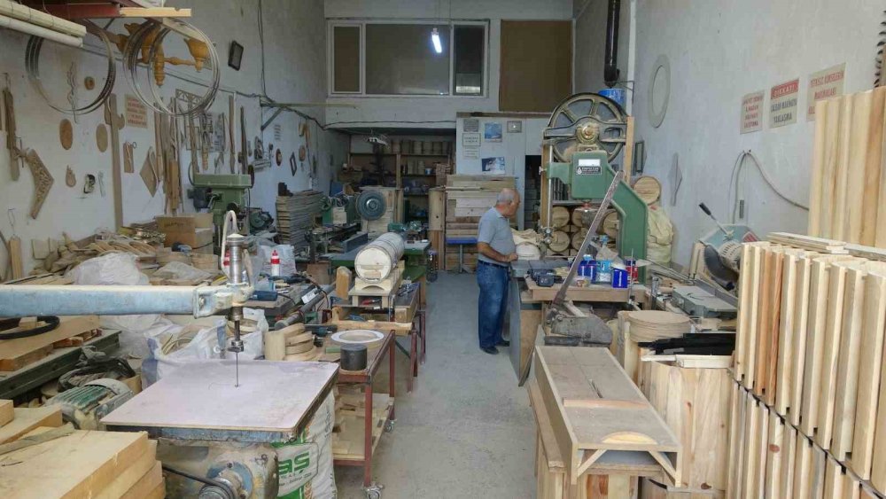 Malatya’da üretilen arı kovanları yurdun dört bir yanına gönderiliyor