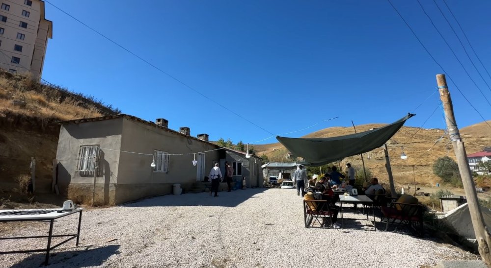 Yüksekovalı Çoruh, evini lokantaya çevirdi