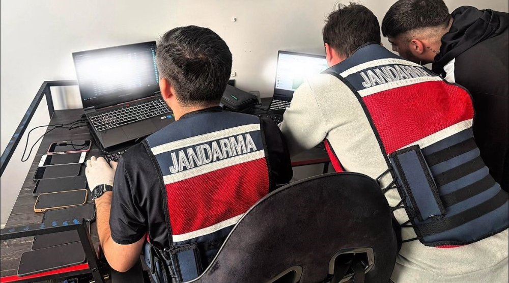 Batman’da siber suçlarla mücadele: 2 gözaltı