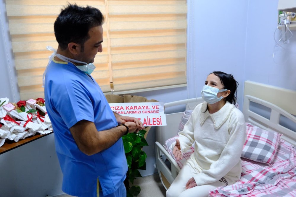 Duhok'ta tüp patlamasında yaralanan kadın Van’da hayata tutundu