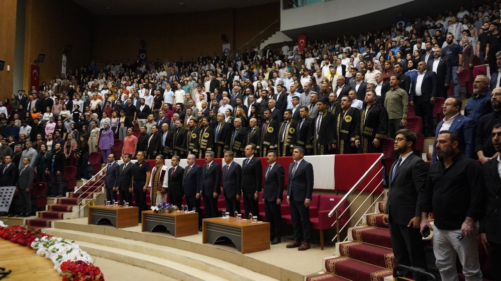 Şırnak Üniversitesi’nde 2025-2026 akademik yılı açılışı yapıldı