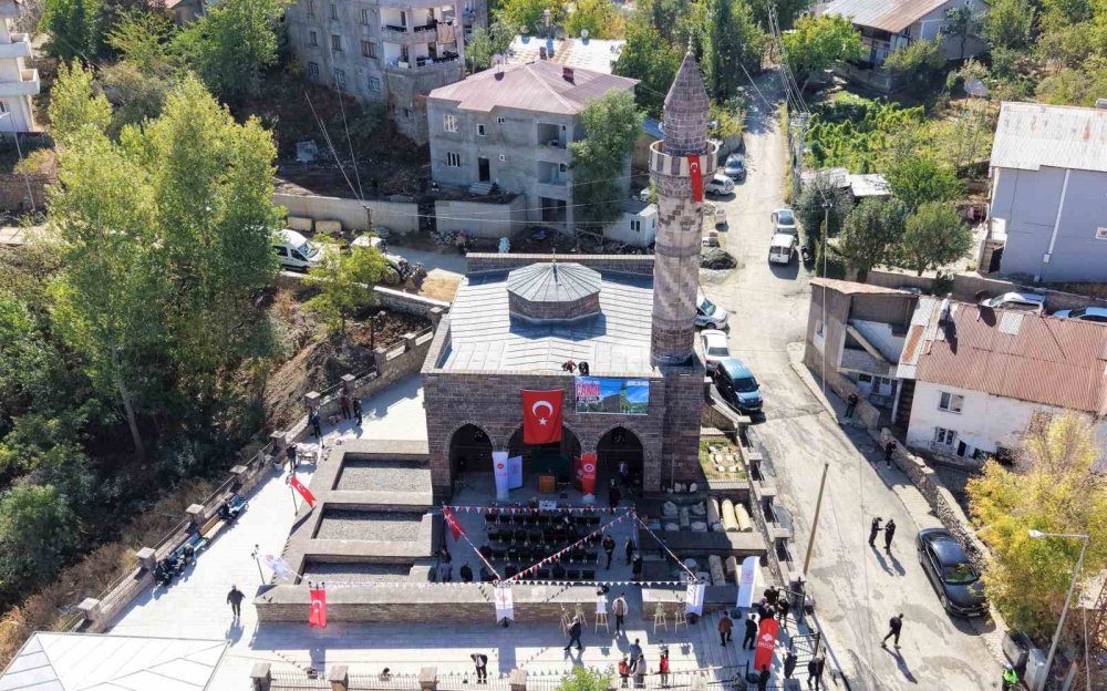 CHP döneminde yıkılan Murat Paşa Camisi 85 yıl sonra yeniden ibadete açıldı