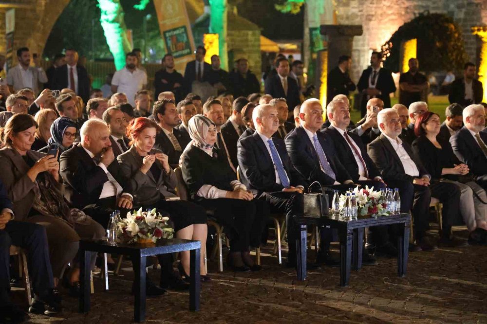 TBMM Başkanı Kurtulmuş, Diyarbakır’da Kültür Yolu Festivali’ne katıldı