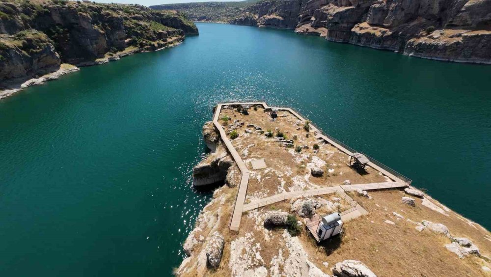 Doğal sit alanı ilan edilen Takoran Vadisi, turizmin yeni gözdesi oldu