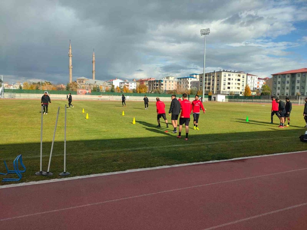 Kars 36 Spor’un hedefi 3 puan