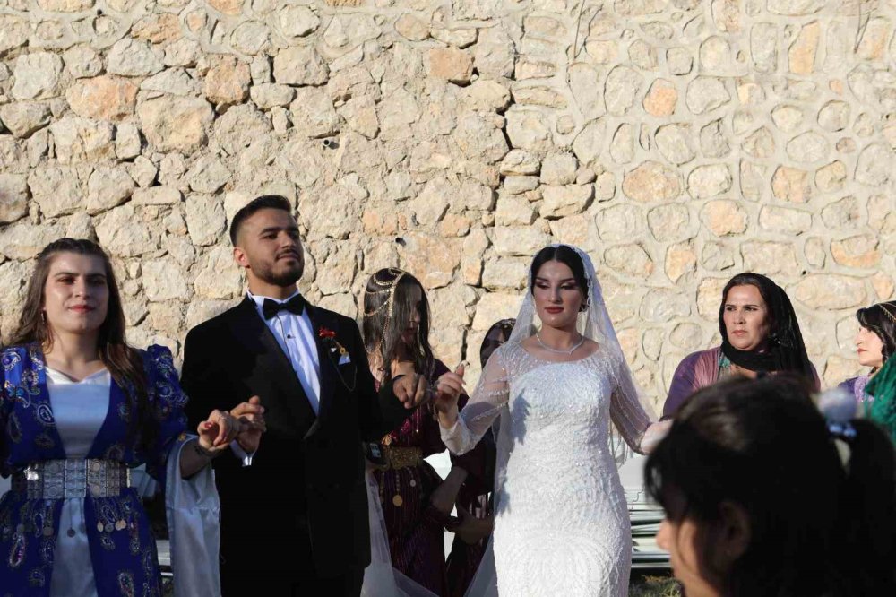 Şırnak Belediyesi yeni evlenen çiftlere 60 bin liralık çeyiz paketi desteği veriyor