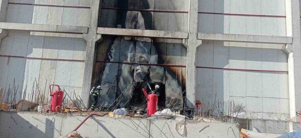 Batman’daki dondurma fabrikasında yangın