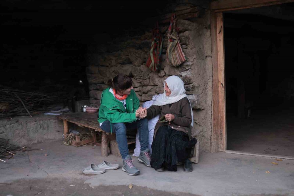 Hizan’ın 300 yıllık taş evleri için belgesel foto projesi