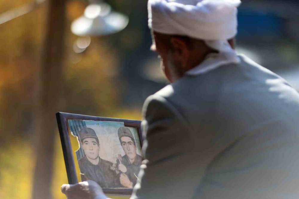 Hizan’ın 300 yıllık taş evleri için belgesel foto projesi