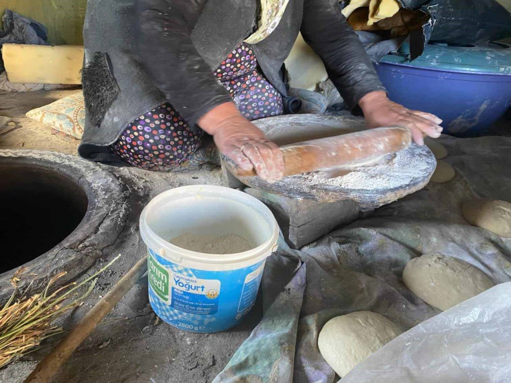 Soğukların başladı, tandırlar kış hazırlıkları için yanmaya başladı