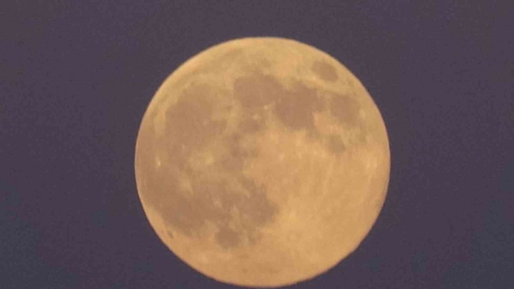 Süper Ay göz kamaştırdı