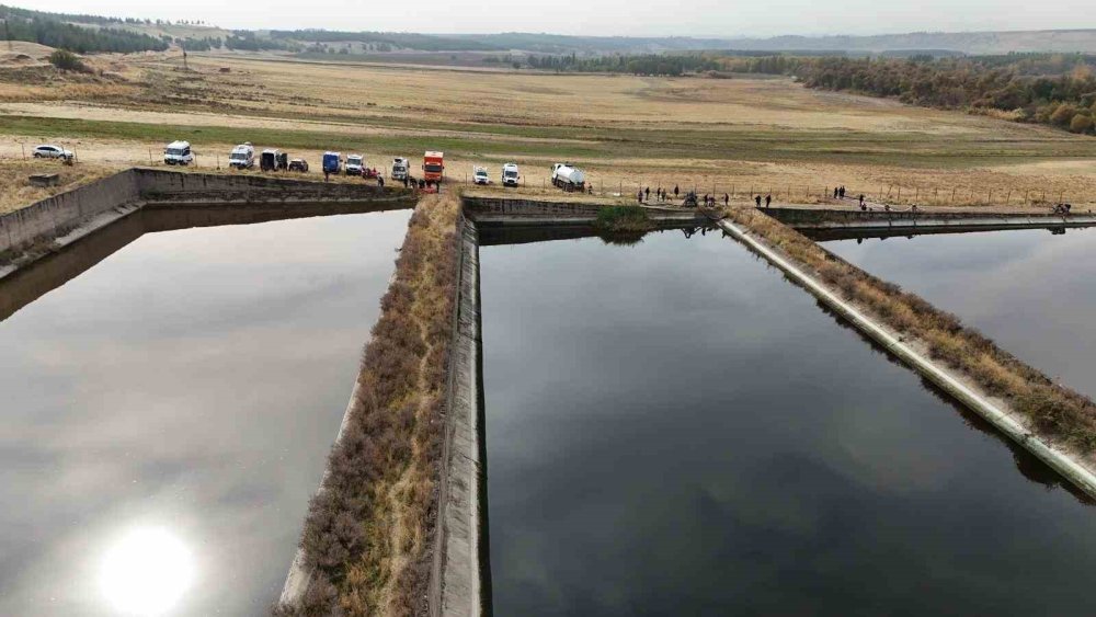 Yüksekova'da görevli kayıp polisi arama çalışmaları sürüyor
