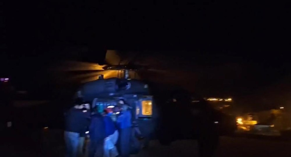 Yüksekten düşen genç, helikopterle kurtarıldı