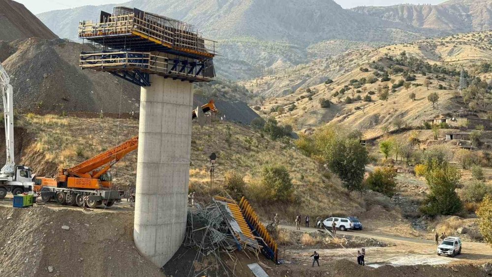 Diyarbakır’da 4 kişinin öldüğü viyadük inşaatı olayına ilişkin gözaltı sayısı 4’e yükseldi