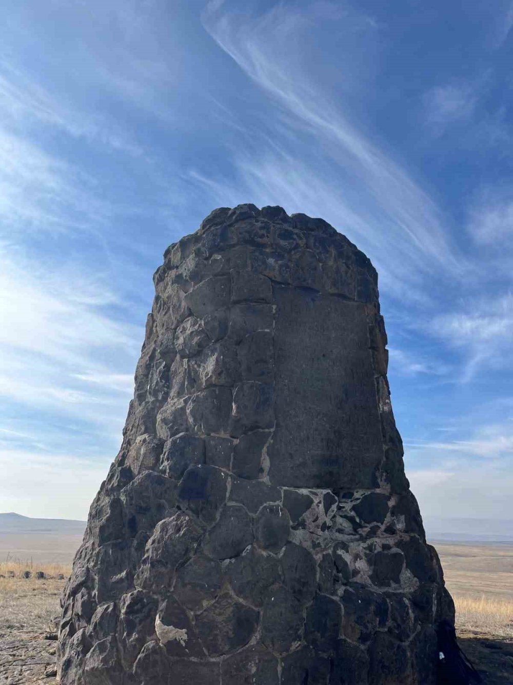 Kars’ta sırlarla dolu yapı merak uyandırıyor