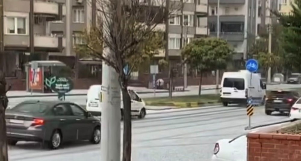 Antep’te dolu etkili oldu: Cadde ve sokaklar beyaza büründü