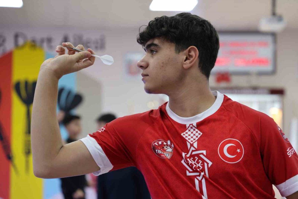 Hobi olarak başladı, 14 yaşında dünya şampiyonu oldu