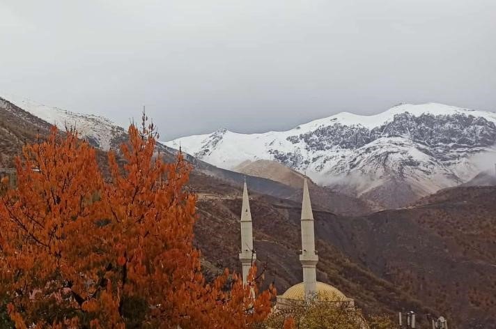 Şırnak’ta kar yağışı etkili oldu: Beytüşşebap beyaza büründü