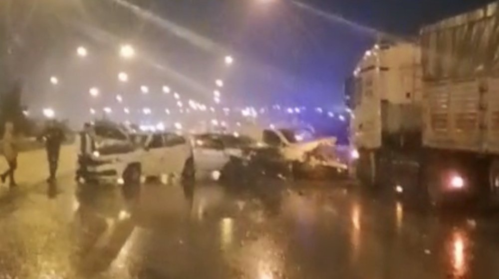 Tarsus-Adana-Gaziantep Otoyolu’nda 12 aracın karıştığı zincirleme kaza: 13 yaralı