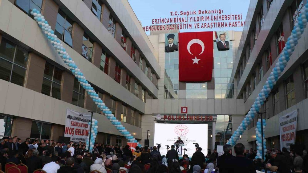 Sağlık Bakanı Memişoğlu: "Türkiye, sağlıkta bölgesinin güven veren ülkesi hâline geldi"
