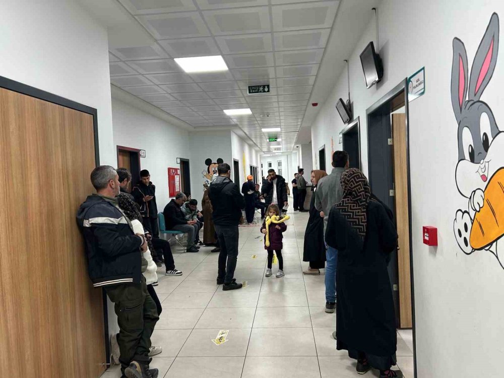 Bingöl’de 120 öğrenci gıda zehirlenmesi şüphesiyle tedavi altına alındı