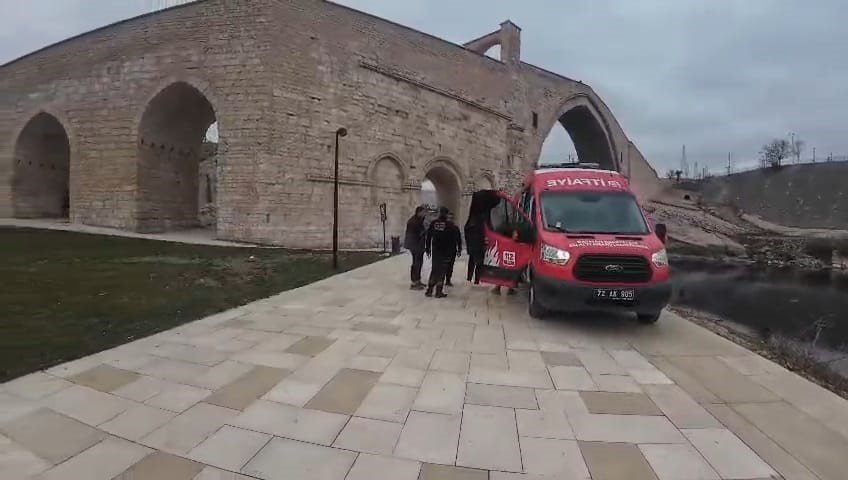 Malabadi Köprüsü’ndeki dalışta çok sayıda teknoloji ürünü bulundu