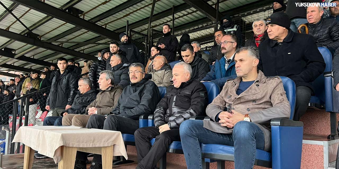 yuksekovaspor3.jpg