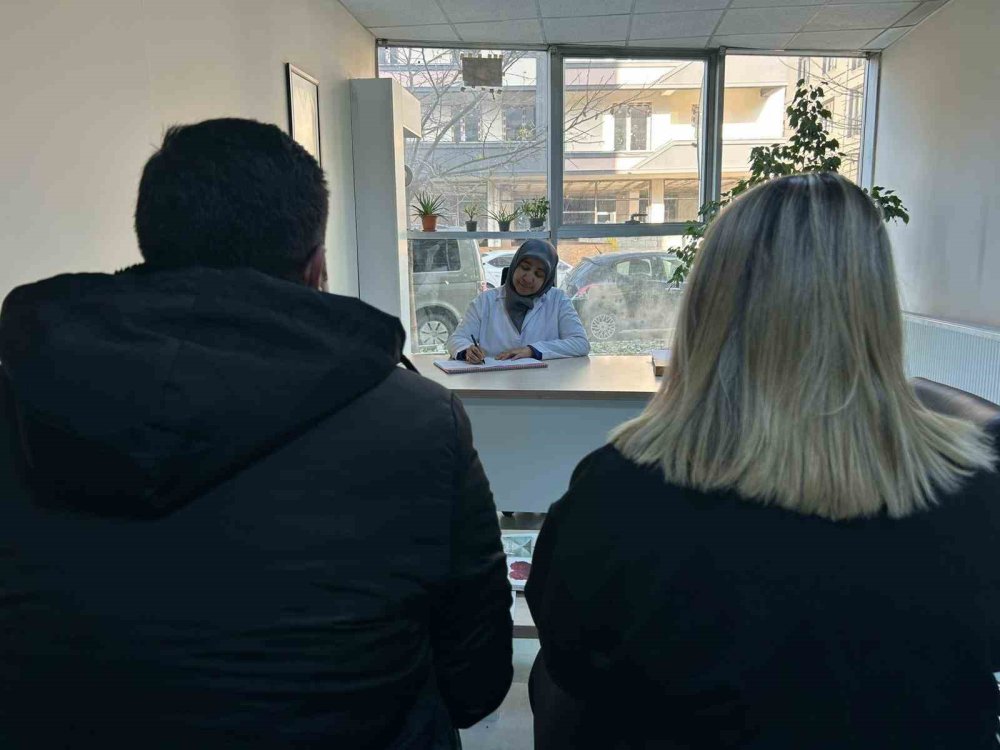 Van’daki aile danışmanlığı merkezinde kaç çift evliliğini sürdürme kararı aldı?