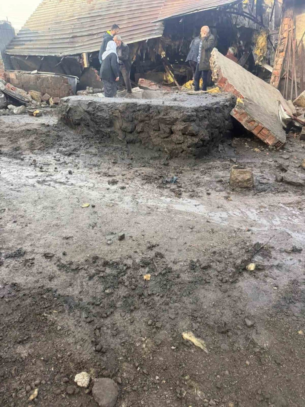 Peynir fabrikasında patlama: 5 yaralı