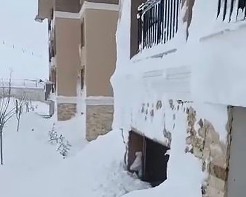 Çatak’ta 24 saatte 6 çığ düştü