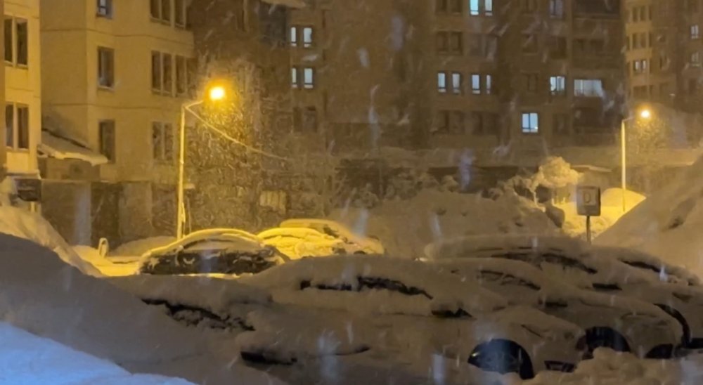 Gever'de kar kalınlığı 15 santimetreye ulaştı