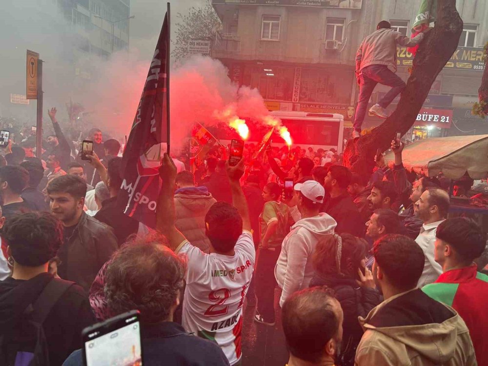 Amedspor Süper Lig’e çıktı, Diyarbakır'da bayram havası yaşandı