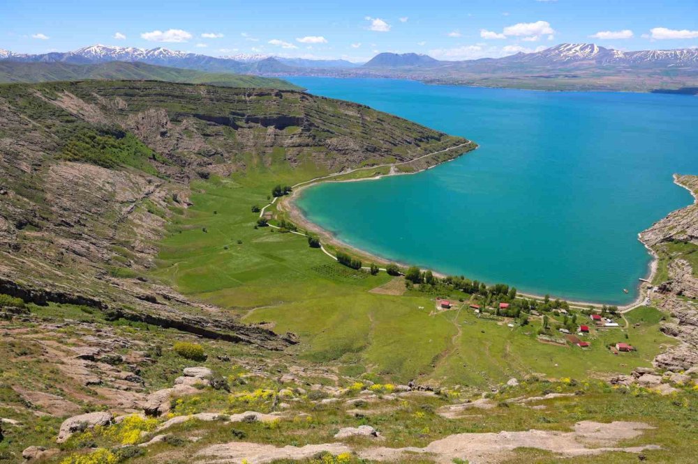 Tatvan'da turizm cenneti: İncekaya köyü