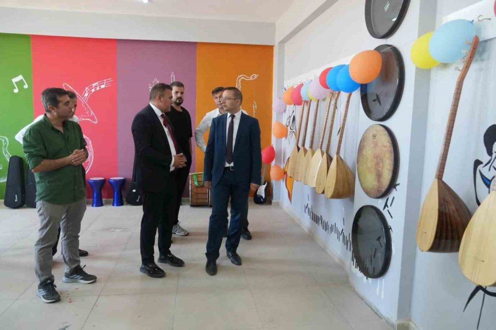 Cizre Güzel Sanatlar Lisesi’nde müzik atölyesi açıldı