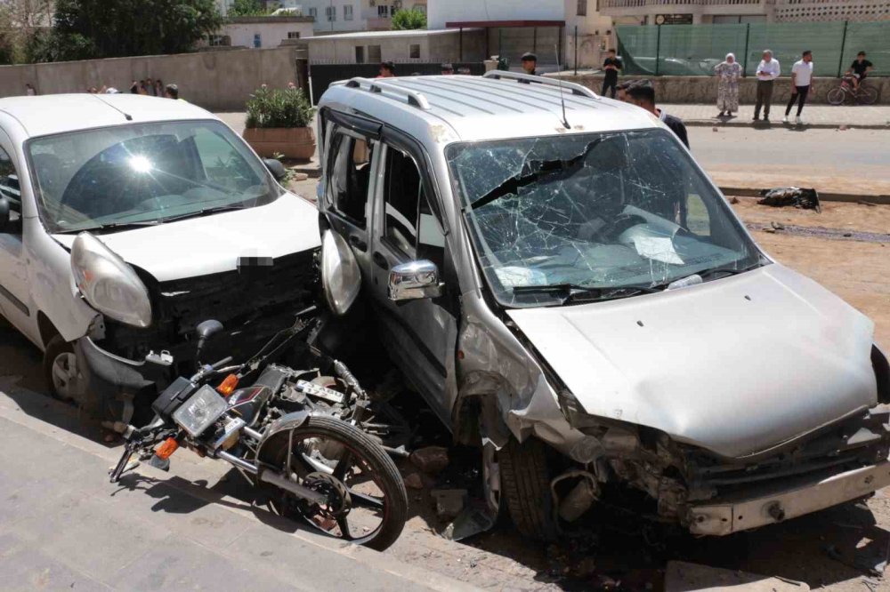 Cizre'de zincirleme trafik kazası: 4 yaralı