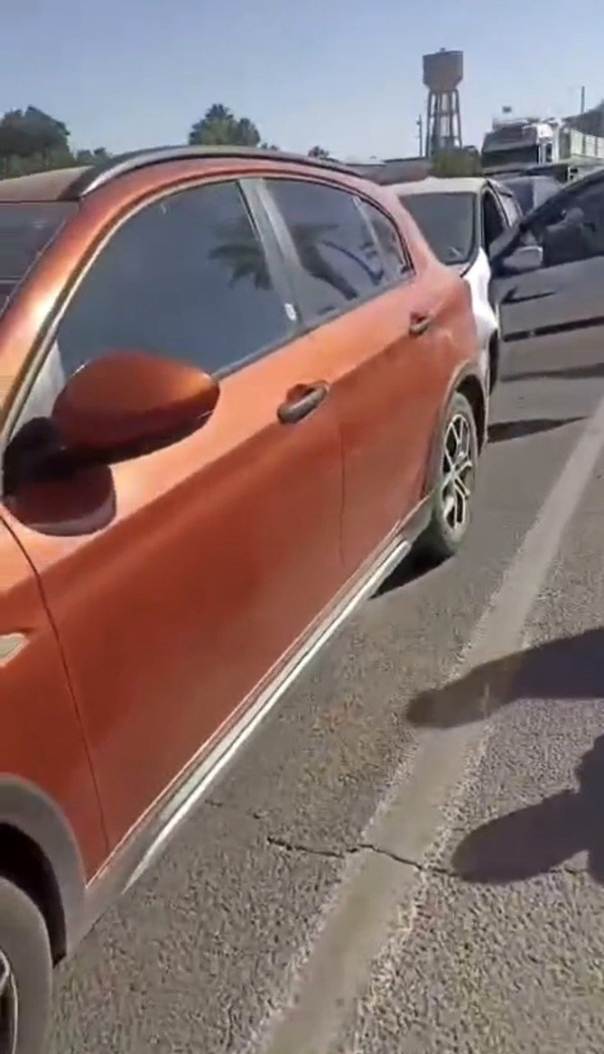 Kızıltepe'de zincirleme kaza: 3 yaralı