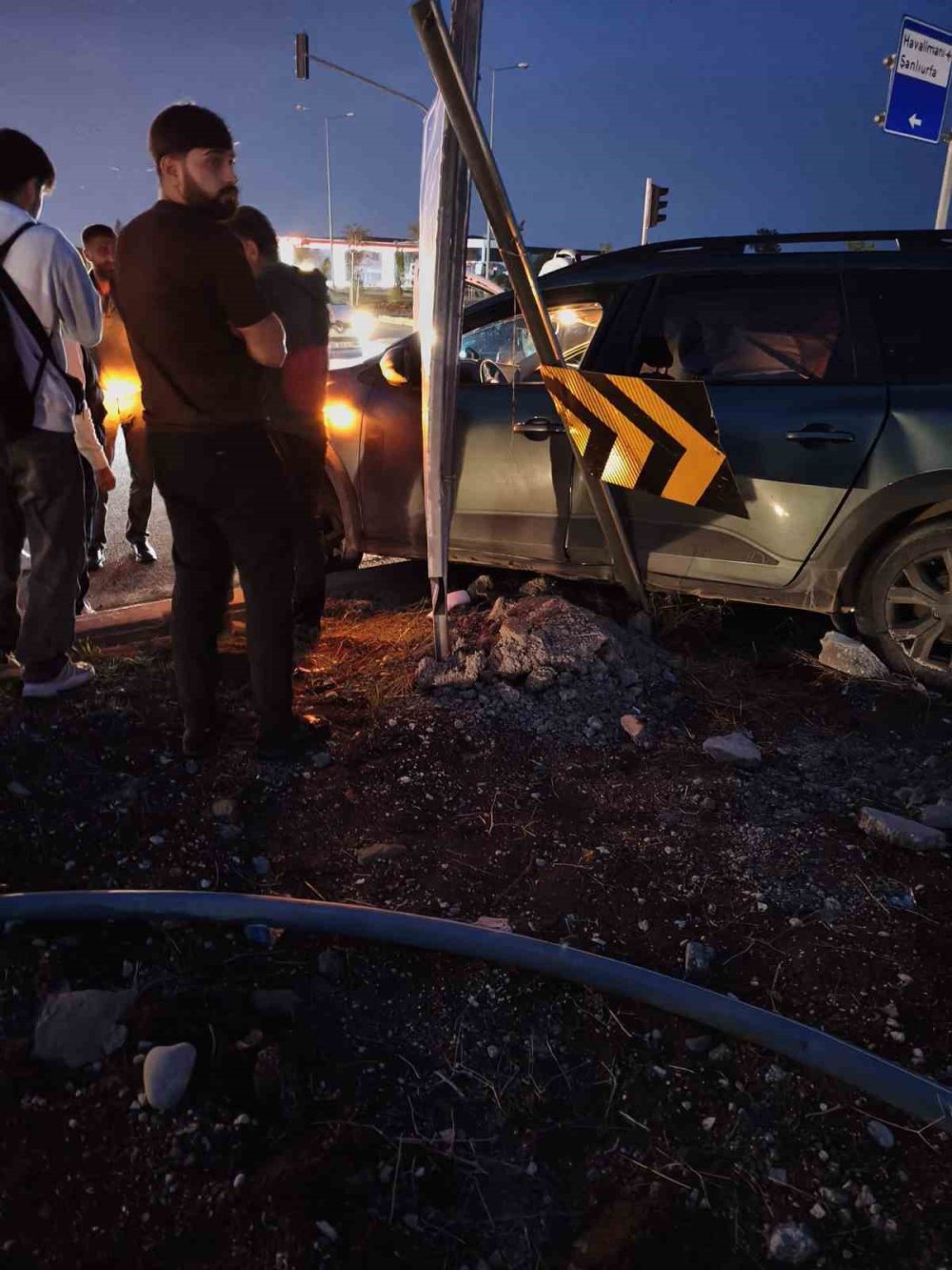 Diyarbakır’da 2 otomobil çarpıştı: 2 yaralı