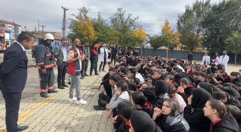 Yüksekova’da yangın tatbikatı