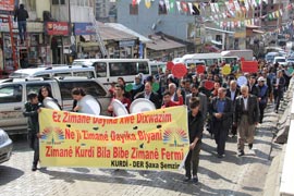 Şemdinli'de Kurdi-Der anadil bayramını kutladı
