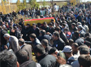 Yüksekova'da Dara ve Doğma'nın cenazeleri yan yana toprağa verildi